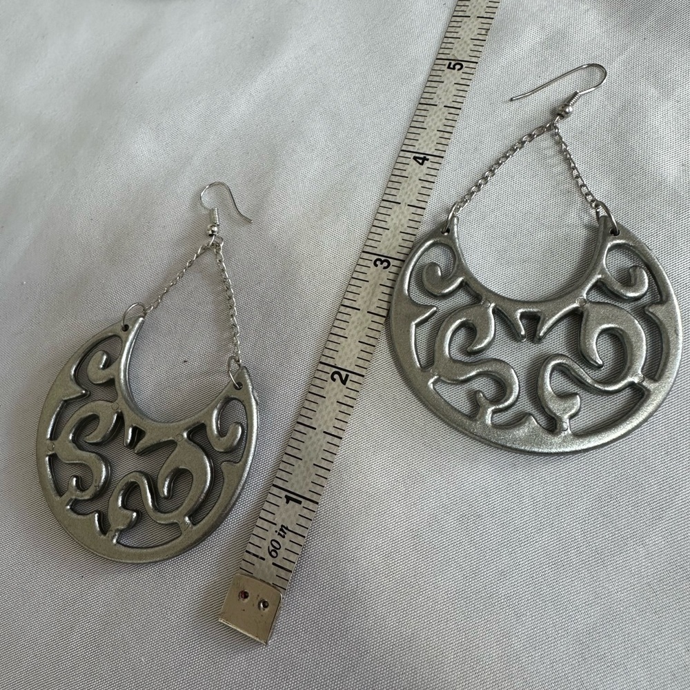 Silvertone Scrollwork Dangle Earrings - image 3